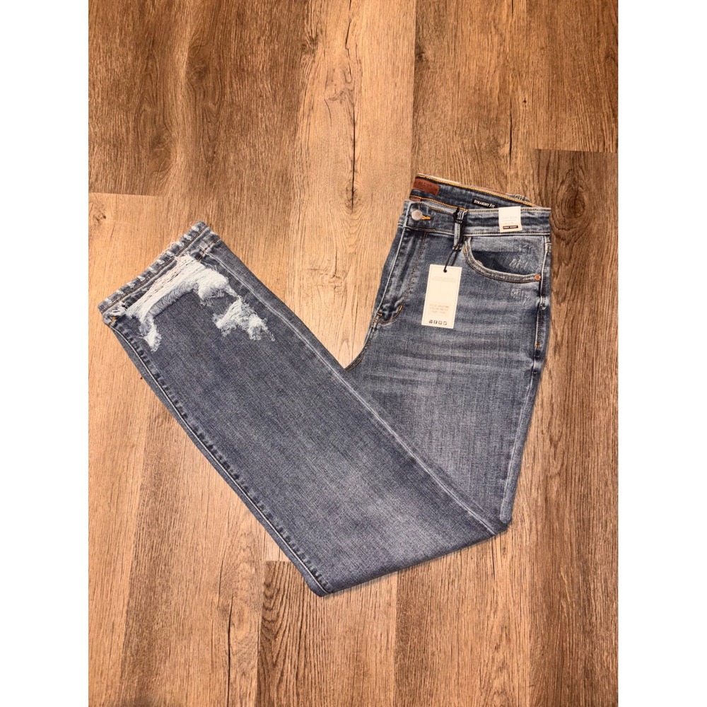 Judy Blue High Waist Straight Fit Distressed Jeans Medium Wash 11/30 JB82470MD